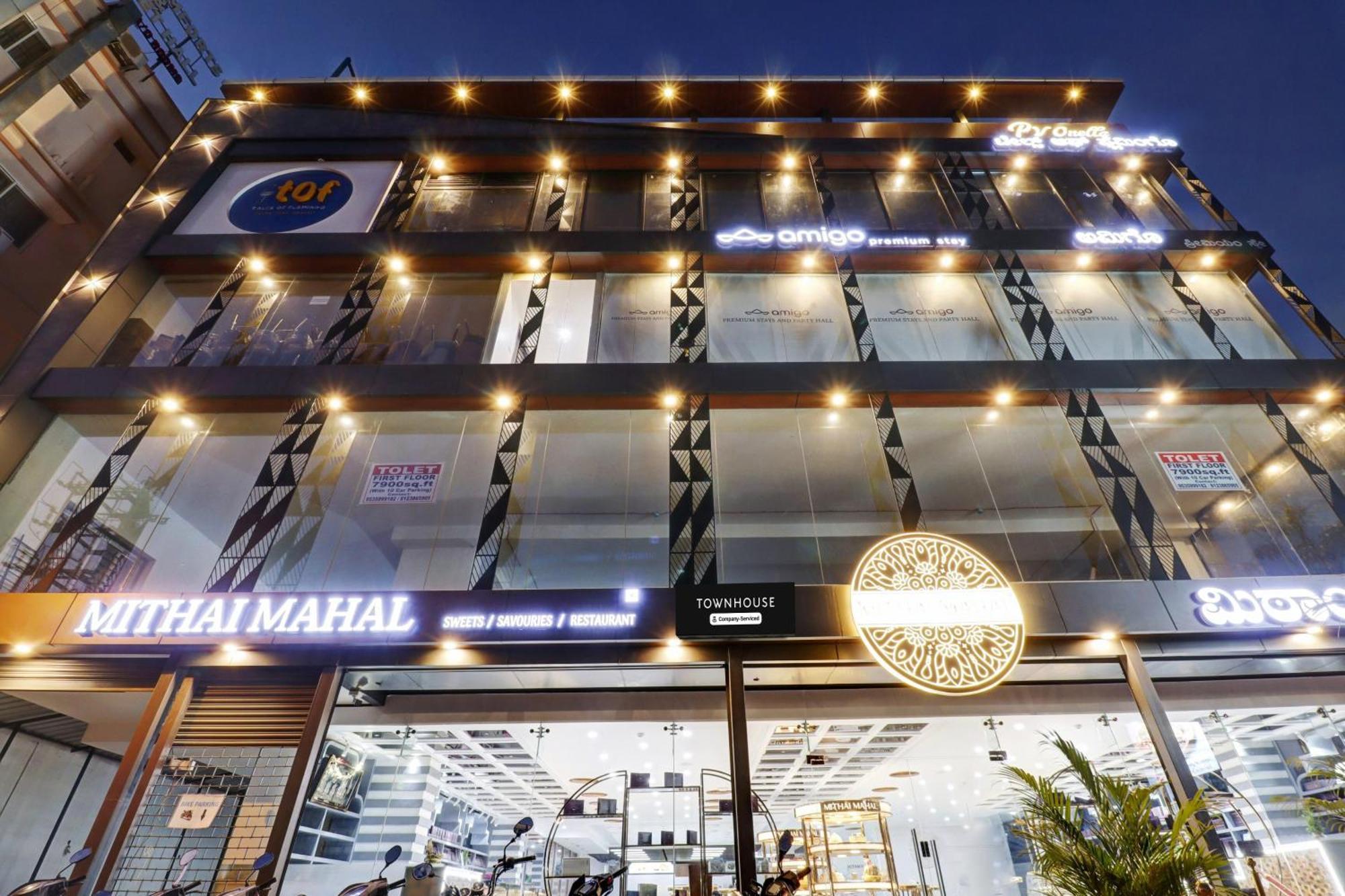 Super Townhouse Arekere Near Mithai Mahal Bangalore Exteriör bild