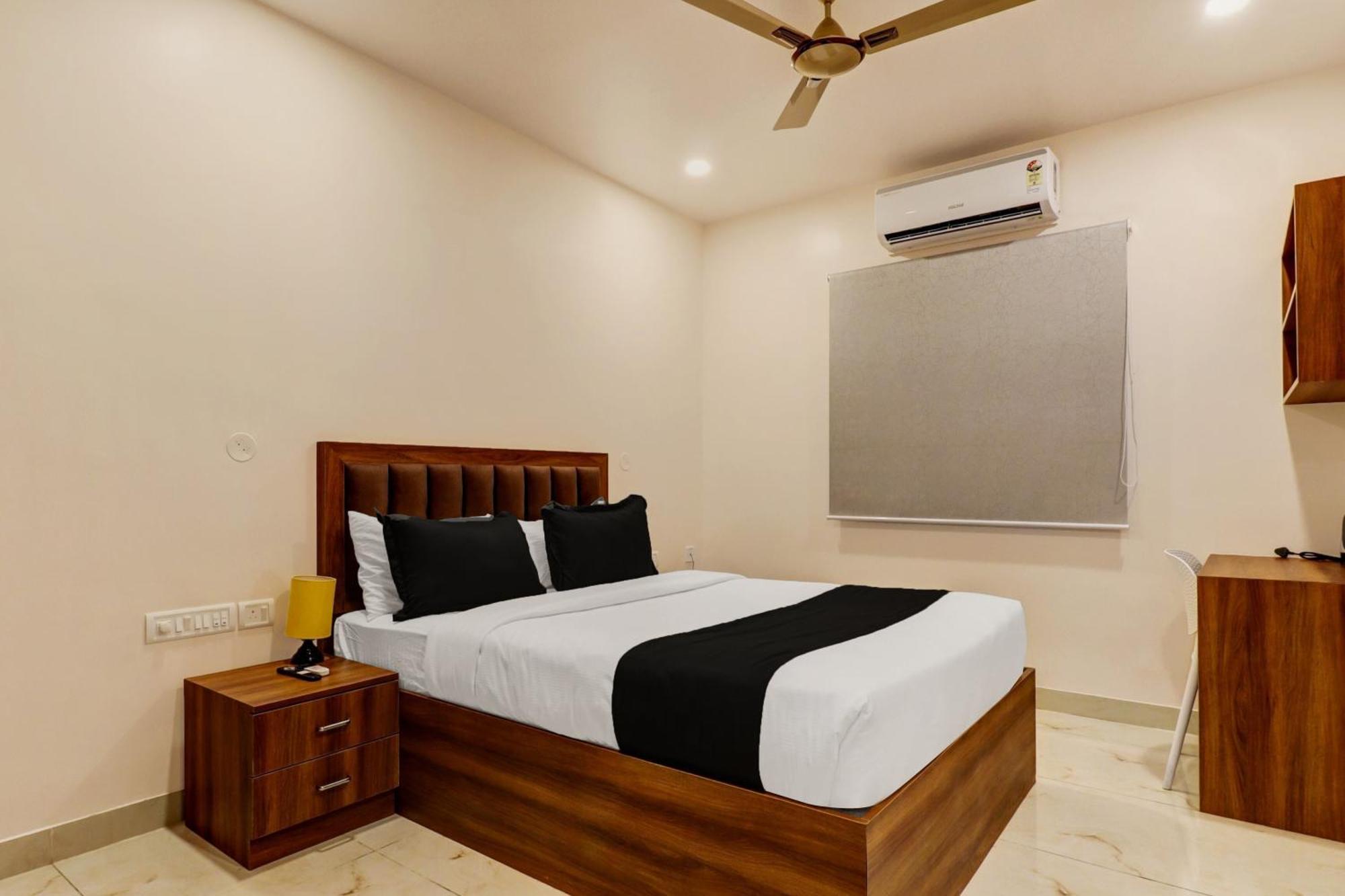 Super Townhouse Arekere Near Mithai Mahal Bangalore Exteriör bild